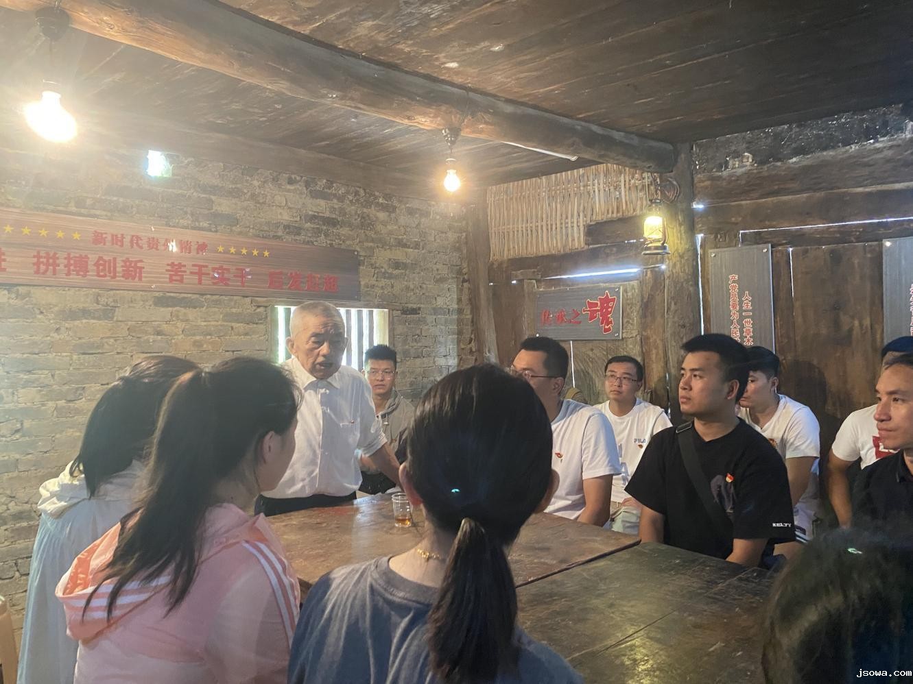 b9d5117d-cf5f-4632-adfe-6d326dfafef7.png b9d5117d-cf5f-4632-adfe-6d326dfafef7.png